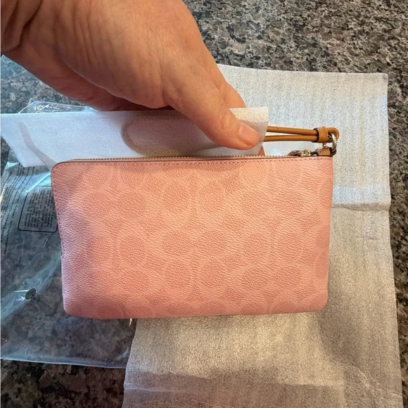 Coach Powder Pink Signature Wristlet - Picture 11 of 16